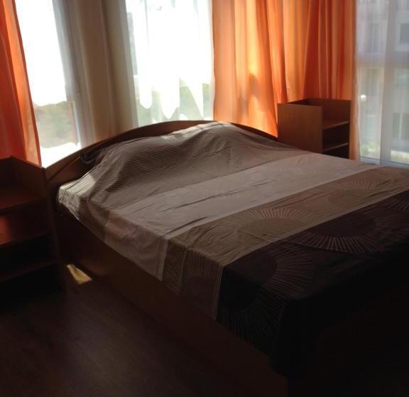 פנסיון Guest House Sng