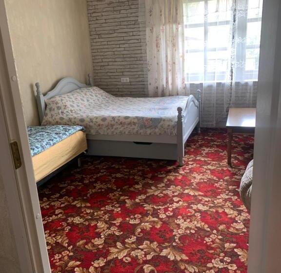پانسیون Guesthouse Svečiuose Pas Gražina