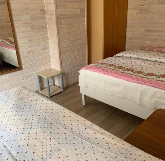 پانسیون Guesthouse Svečiuose Pas Gražina