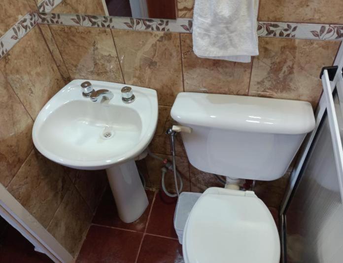 پانسیون Hostería Montes