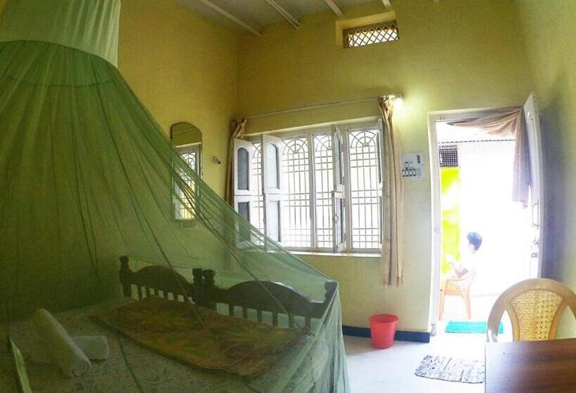 پانسیون Kalyan Guesthouse