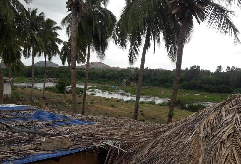 پانسیون Kiran River View Guest House