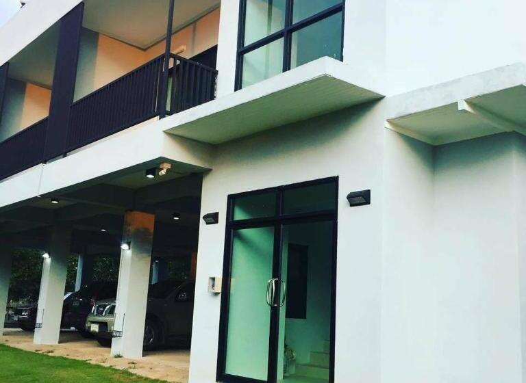 بنسيون ลิตเติ้ลเฮ้าส์เขาใหญ่ Little House