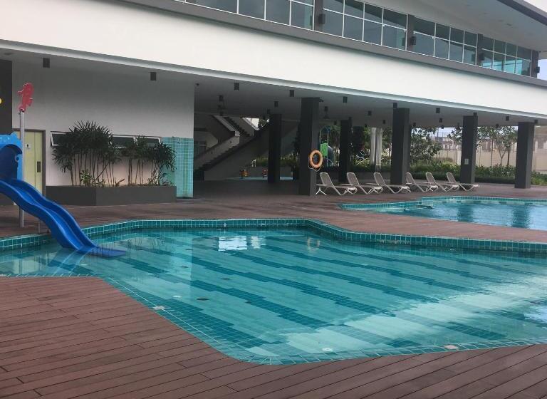 膳宿费 Lux Villa 6rm 12 To 22 Pax Wifi Netflix Bbq Steamboat Games Beach Water Park