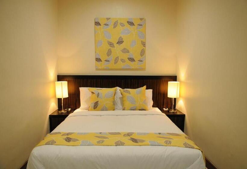 פנסיון Marina Oriental