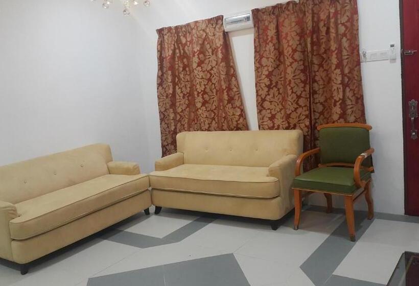 پانسیون Mri Residence   Homestay In Sg Buloh With Swimming Pool   No Pork&alcohol Allowed