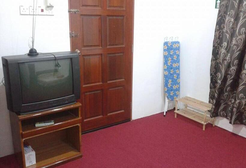 פנסיון Nue Guesthouse