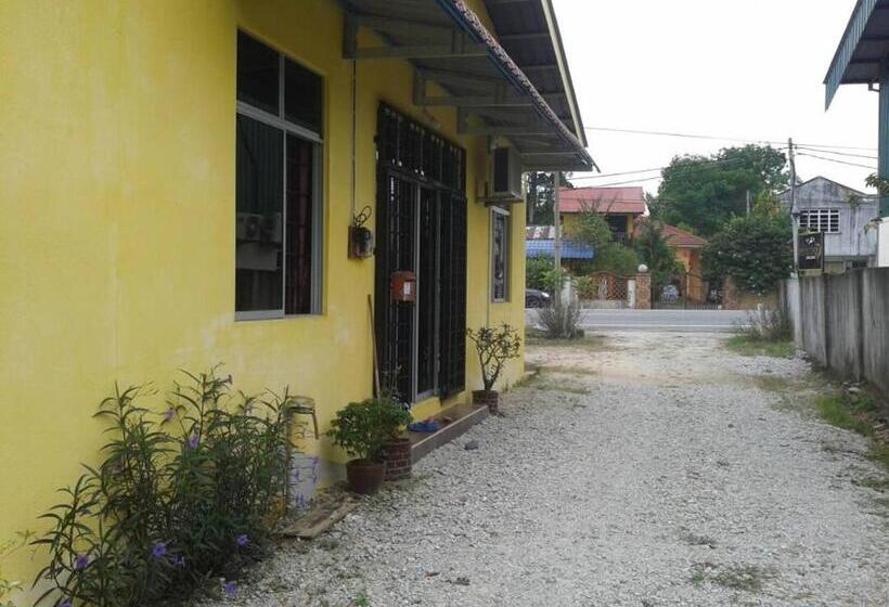 פנסיון Nue Guesthouse