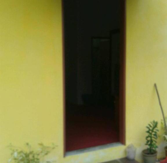 פנסיון Nue Guesthouse