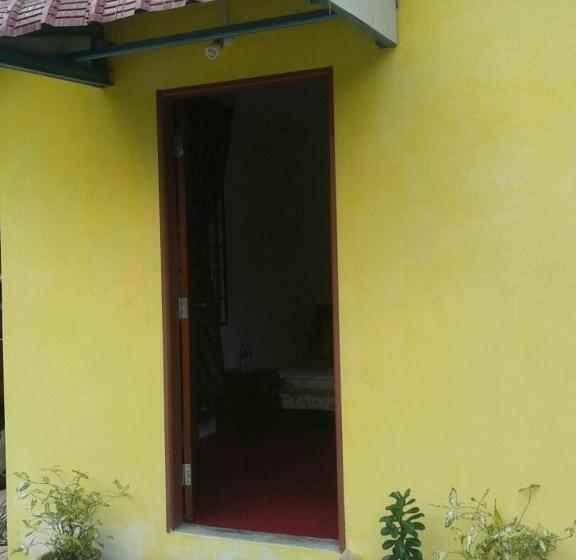 פנסיון Nue Guesthouse