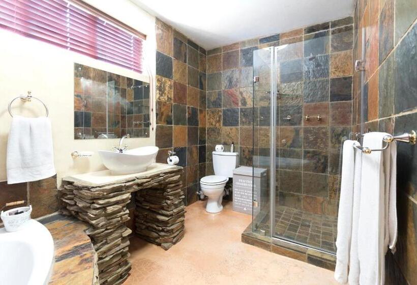 Пансион Our Heritage Guesthouse