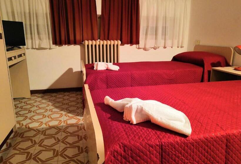 بنسيون Residence Europa