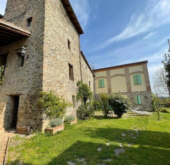 פנסיון Rubbiano River Cottage