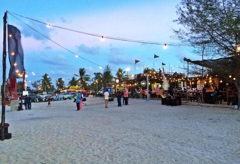 بنسيون Rumah Rehat Qnm Holidays