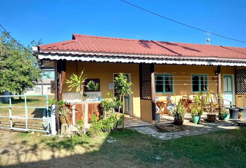 بنسيون Soluna Guest House