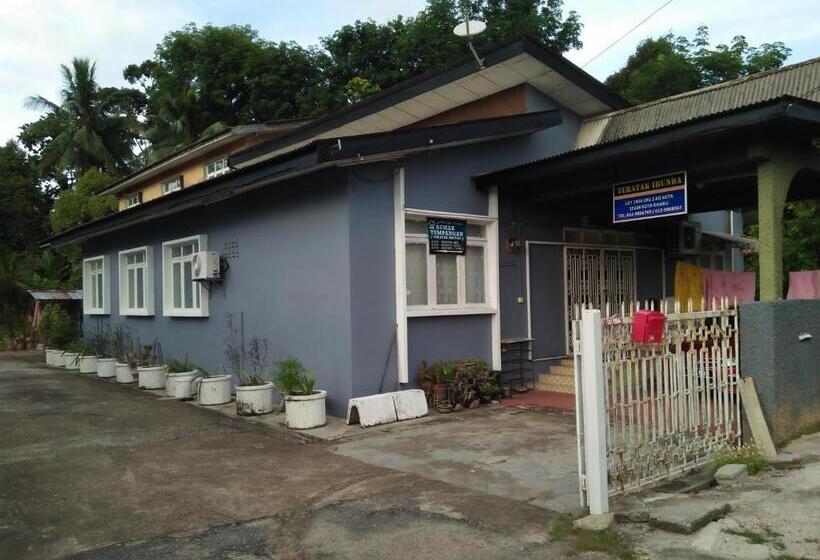 פנסיון Teratak Ibunda Guest House