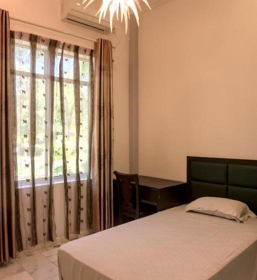 بنسيون The Leaf Homestay