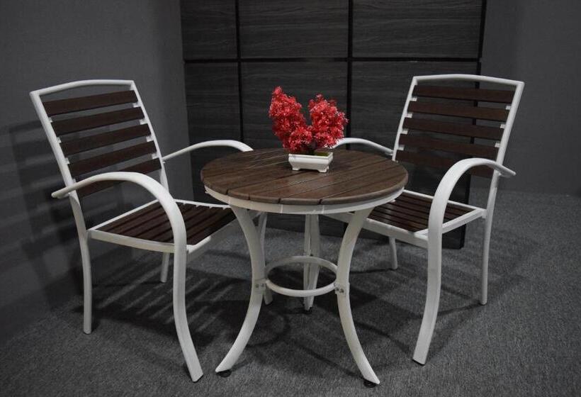 膳宿费 Times Traveller Lodge 2