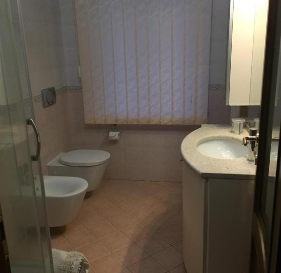 פנסיון Villa Althea