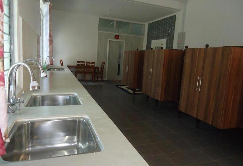 פנסיון Villasetia