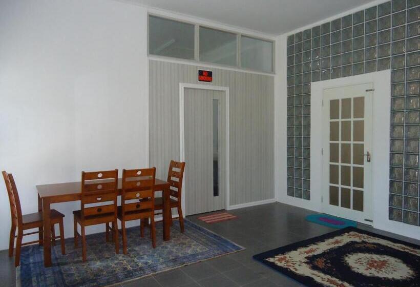 פנסיון Villasetia