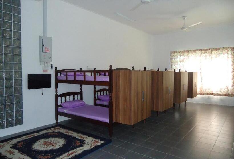 פנסיון Villasetia