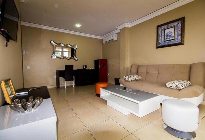 استراحتگاه Complexe Touristique Bouzour