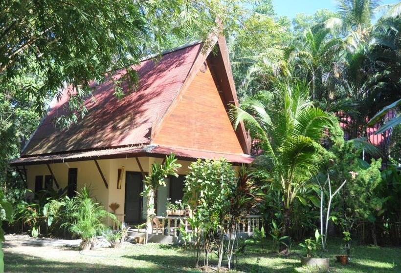 渡假胜地  Lake View Bungalows