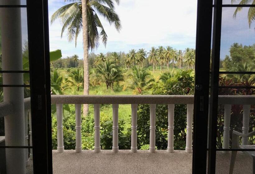 渡假胜地  Lake View Bungalows