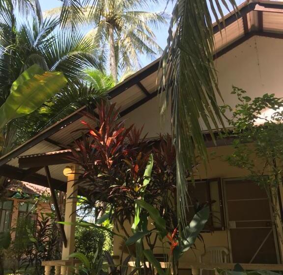 リゾートホテル Lake View Bungalows