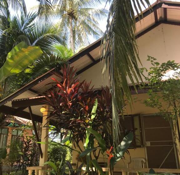 渡假胜地  Lake View Bungalows