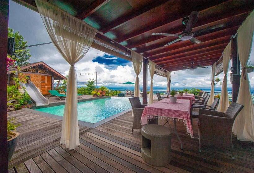 Sinurambi Bed & Breakfast   Mills Residence