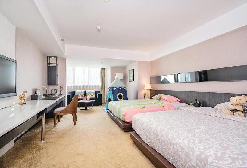 重庆江北观音桥高悦酒店地铁站店