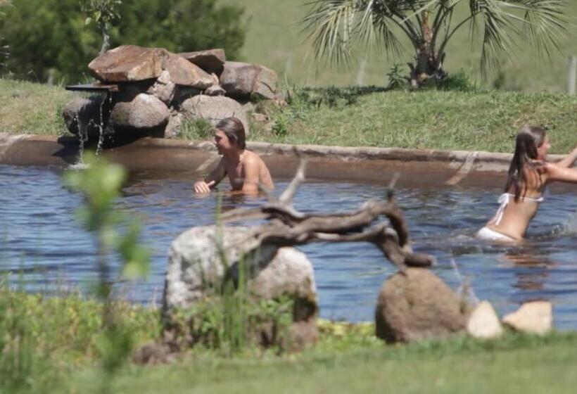 호스텔 El Balcón Del Abra