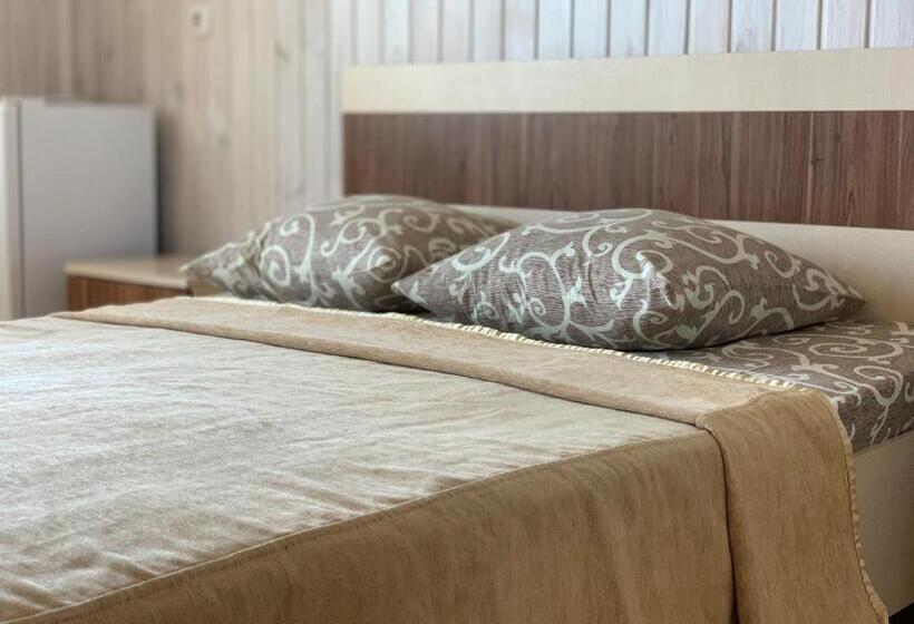 فندق صغير Lev