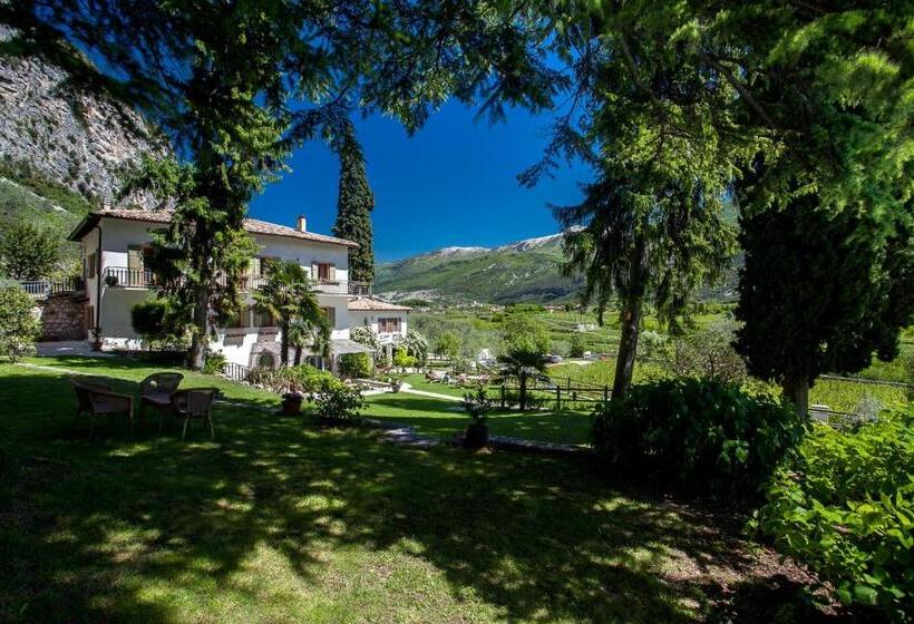 مبيت وإفطار Agriturismo Maso Lizzone