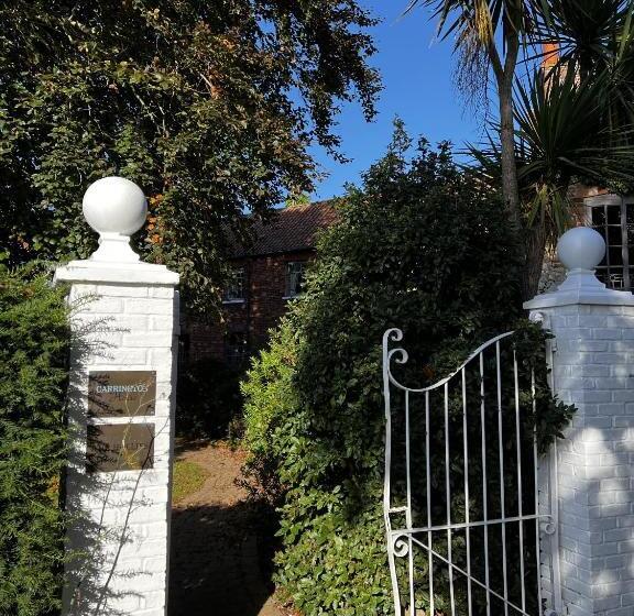 민박 Carrington House