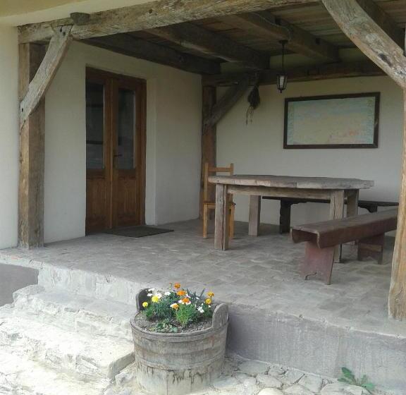 مبيت وإفطار Convivium Transilvania