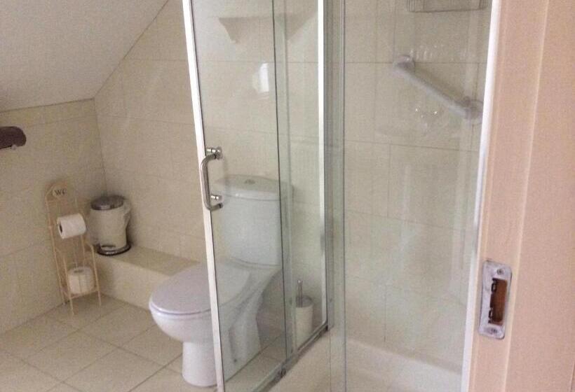 צימר Golf Course View