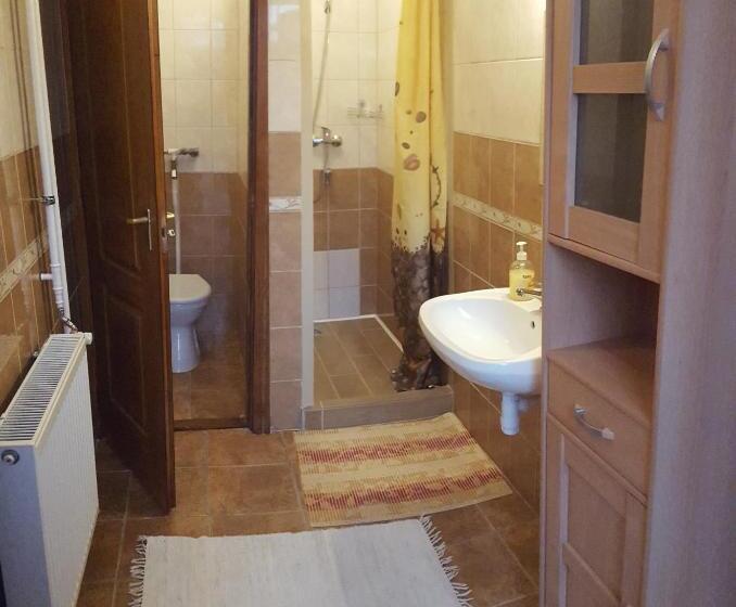 住宿加早餐  Hársfavirág Vendégház