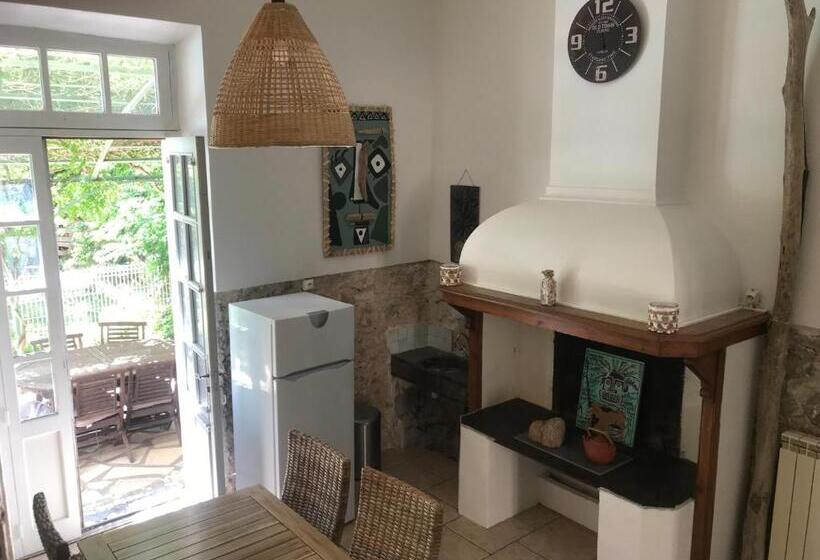 مبيت وإفطار La Casa Deva   Maison D Artistes