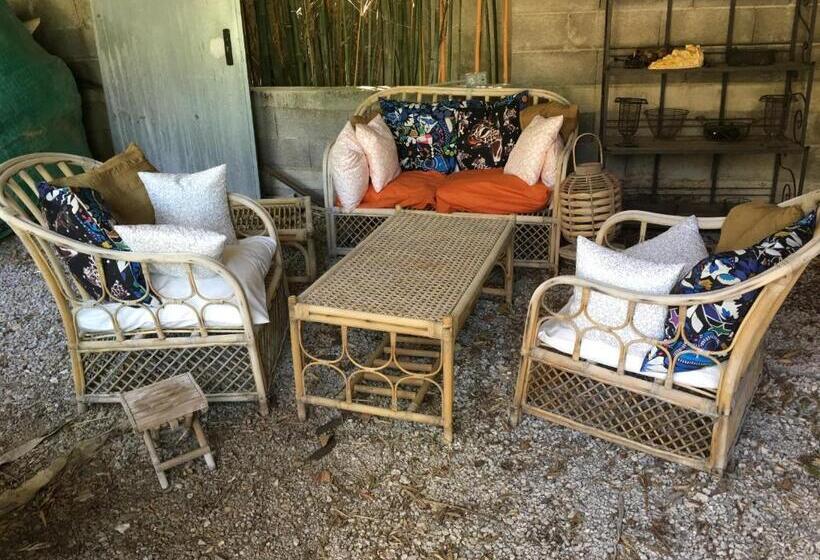 צימר Le Mas Des Armouriers