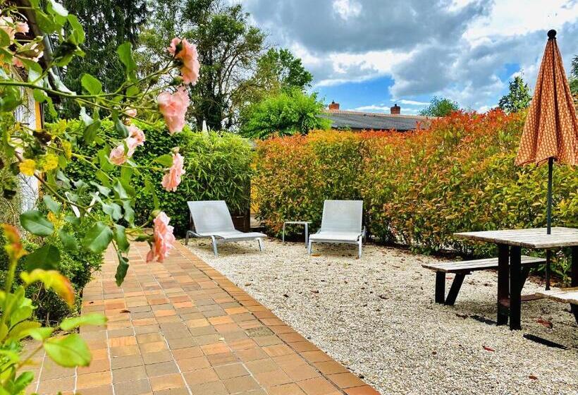 مبيت وإفطار Maison D Hôtes Lagatine