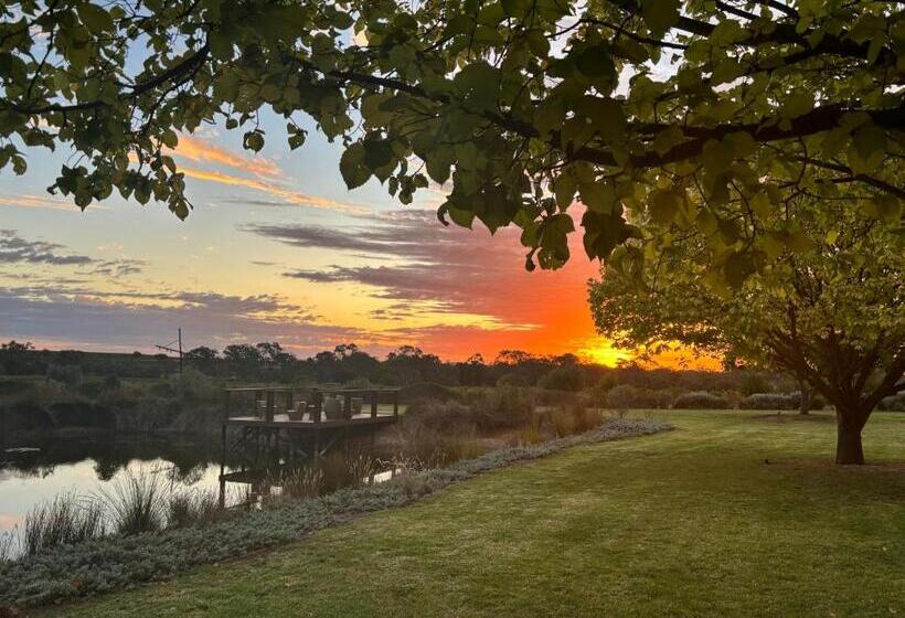 ベッドアンドブレックファースト Pirathon Country Estate