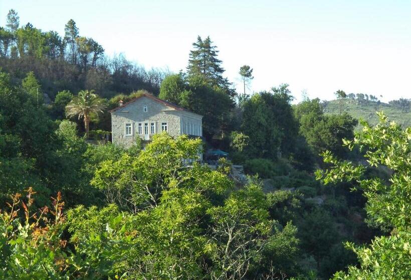 مبيت وإفطار Quinta Dos Tres Rios