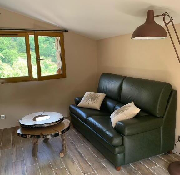 مبيت وإفطار Quinte Et Sens