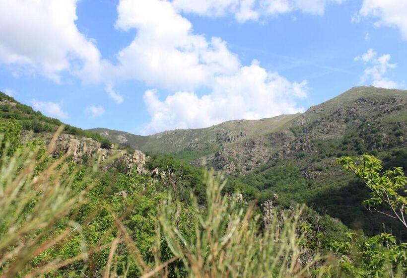 مبيت وإفطار Quinte Et Sens