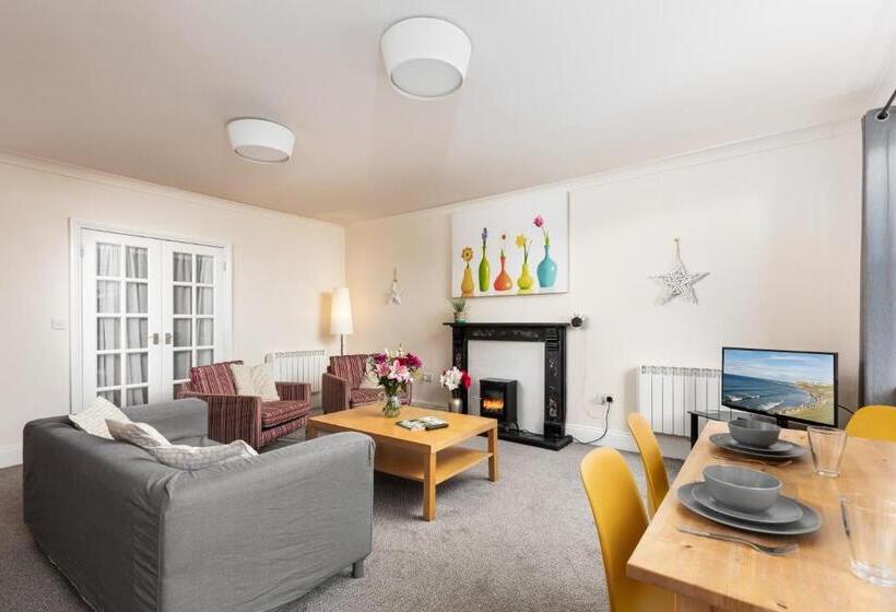 ベッドアンドブレックファースト Royal Discovery