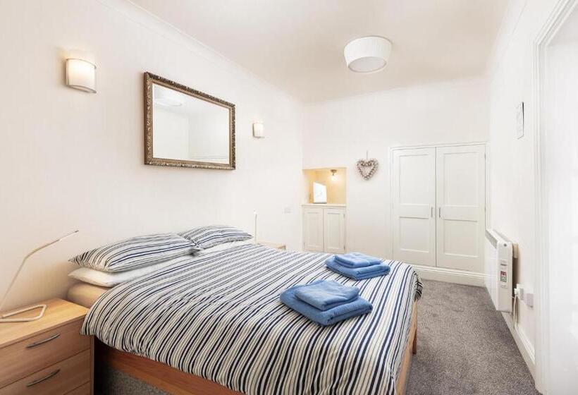 ベッドアンドブレックファースト Royal Discovery