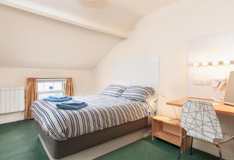 ベッドアンドブレックファースト Royal Discovery